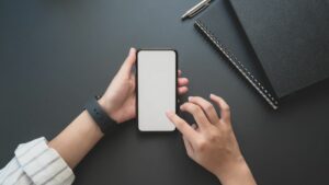 Read more about the article Keep Track of Your Copy Paste History on iPhone