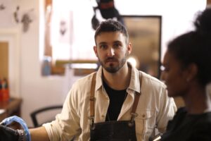 Read more about the article black salons near me